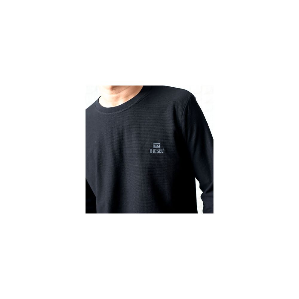 Diesel Sleek Cotton Crew-Neck Sweater With Logo Detail